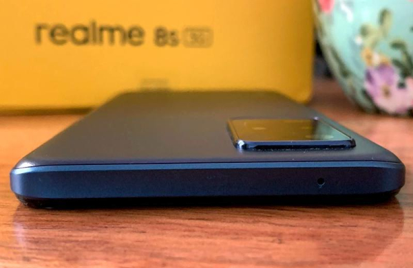 Обзор Realme 8s 5G: доступный смартфон с большинством необходимых функций